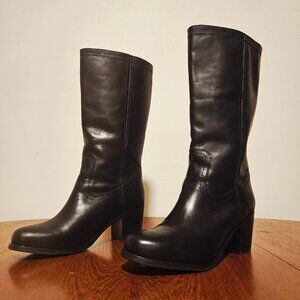 FRYE KENDALL PULL-ON BOOT (black) – LIKE NEW!!!
